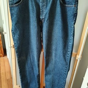 Men's Basic Classic Fit Comfort Flex Waist Wranglers